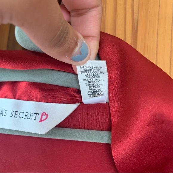 VICTORIA’S SECRET Silky Button Sleepshirt - Picture 7 of 7